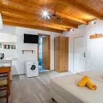 公寓 Third Floor With Sea View Double Or Twin With Private Terrace