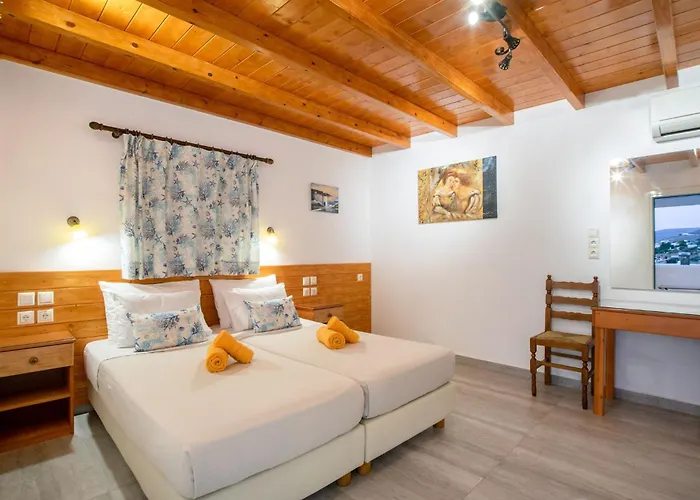 Third Floor With Sea View Double Or Twin With Private Terrace Парос